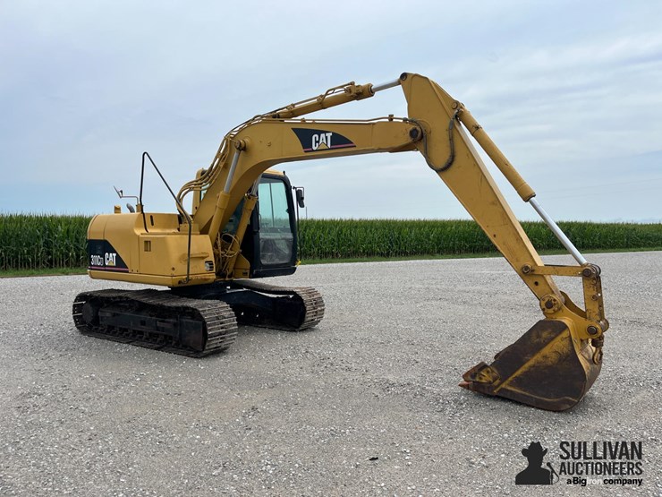 2004-caterpillar-311c-u-image-3