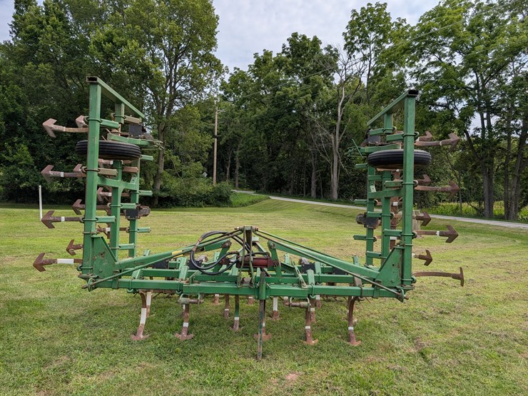 john-deere-1010-image-7