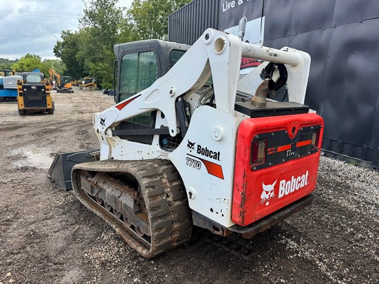 2020-bobcat-t770-image-4
