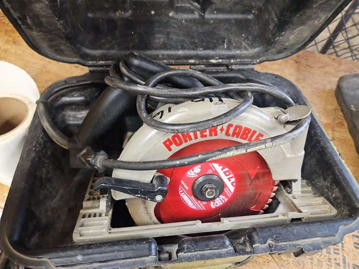 porter-and-cable-skill-saw-image-1