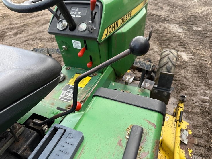 john-deere-755-image-25
