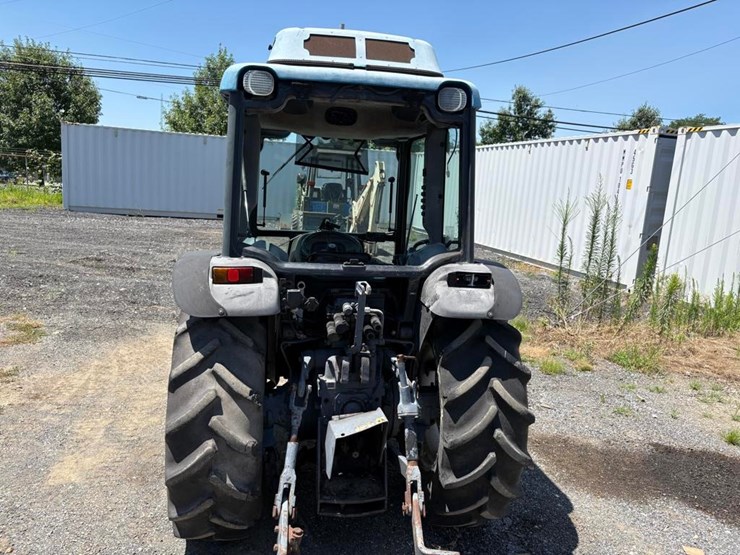 new-holland-tn65-image-13