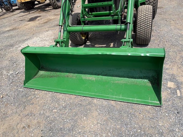 john-deere-4520-image-4