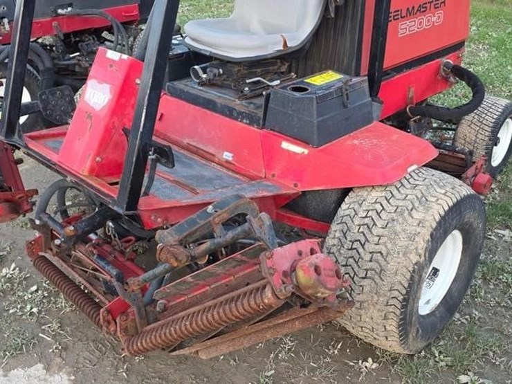 2003-toro-reelmaster-5200d-image-6
