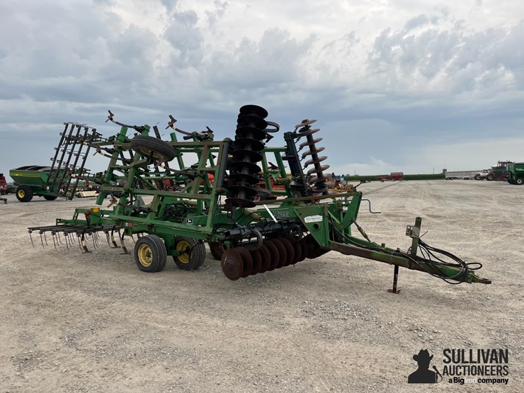 john-deere-726-image-3