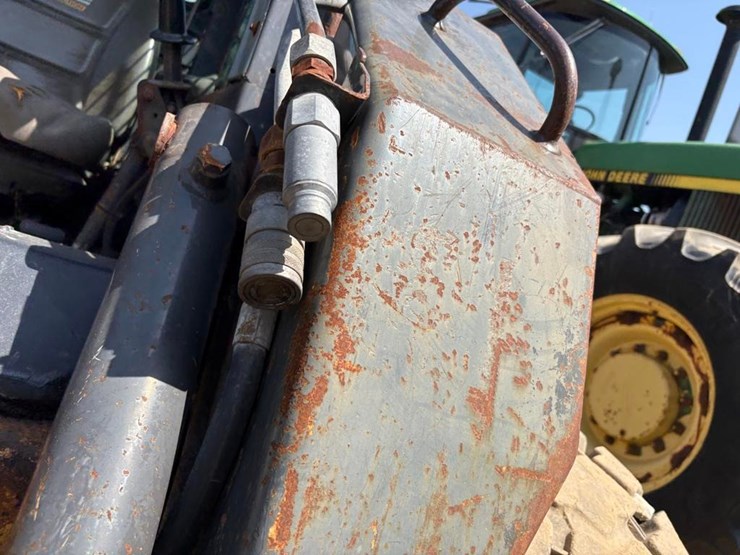 new-holland-l180-image-21