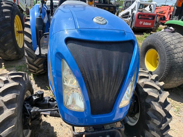new-holland-boomer-45-image-12
