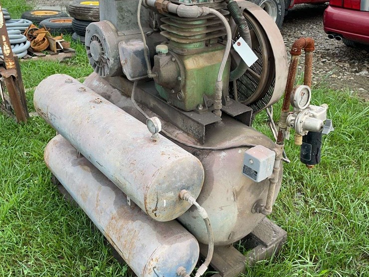 large-air-compressor-image-4