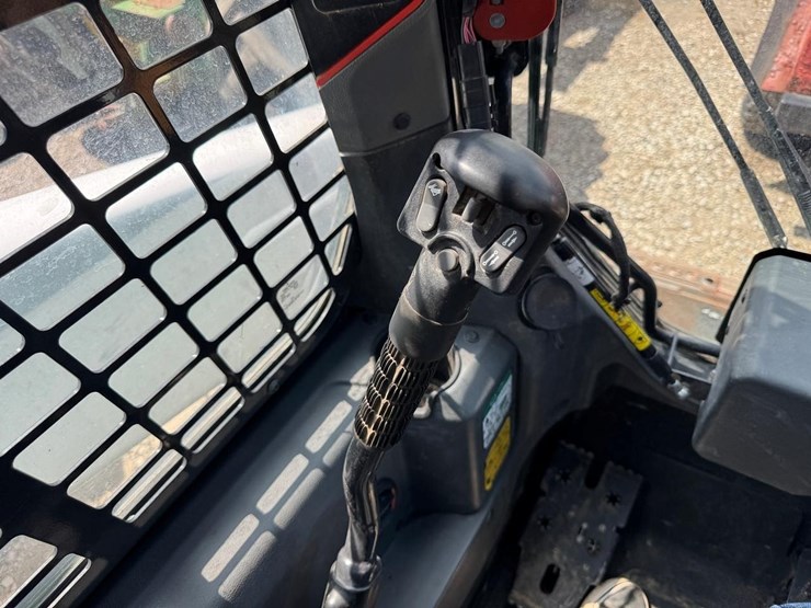 2022-bobcat-s66-image-22