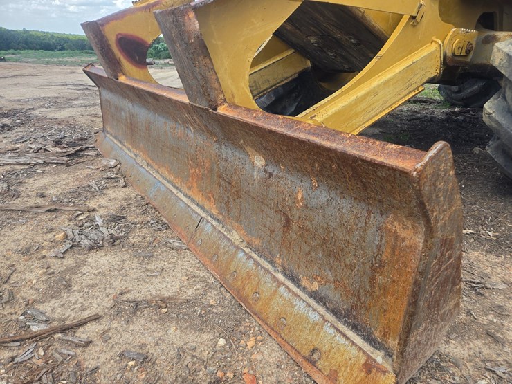 2015-caterpillar-525d-image-73