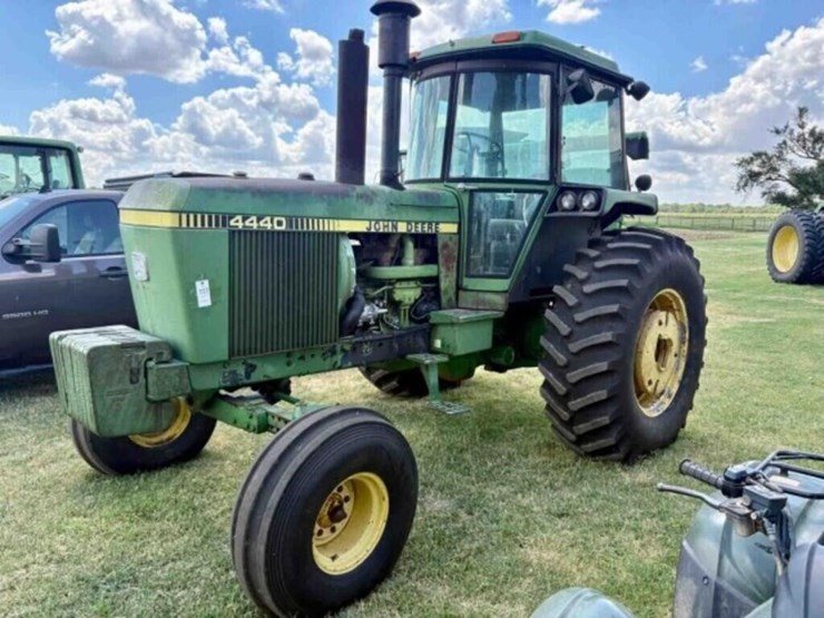 1978-john-deere-4440-image-3