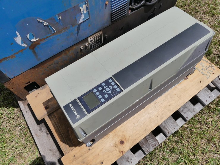 miller-bobcat-225-image-6