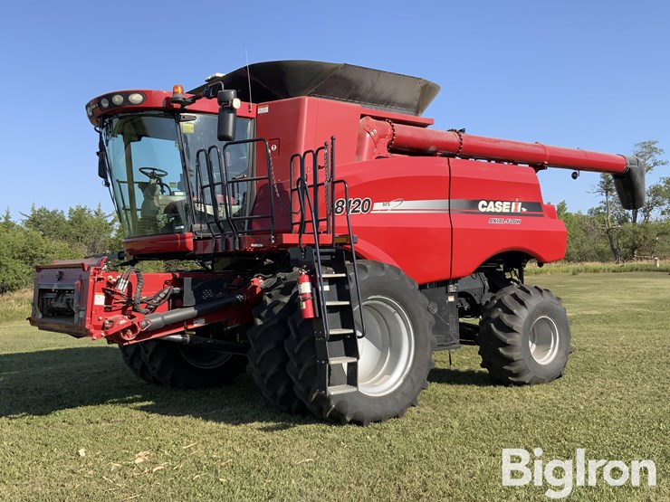 2011-case-ih-8120-image-1