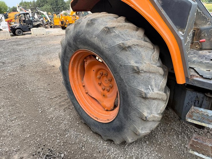 kubota-m6800-image-12