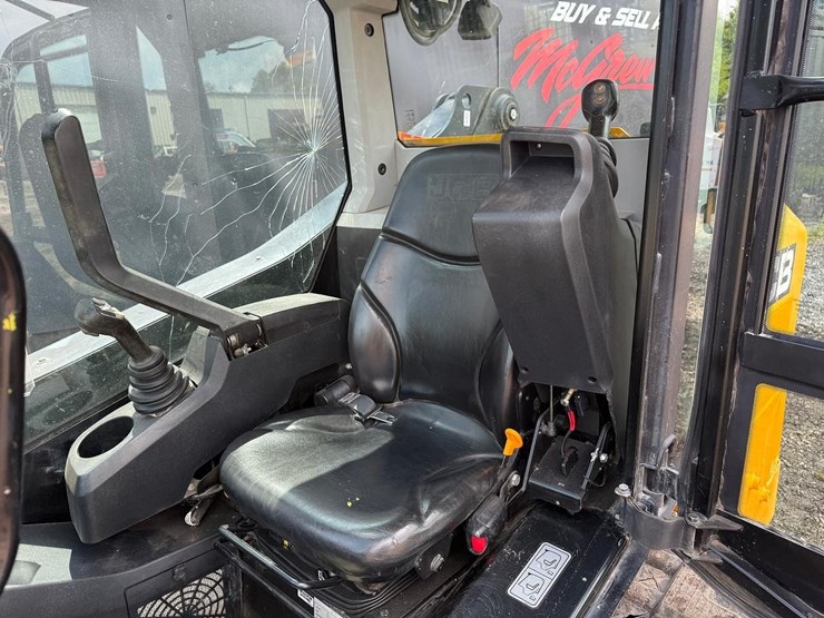 2023-jcb-215t-image-19