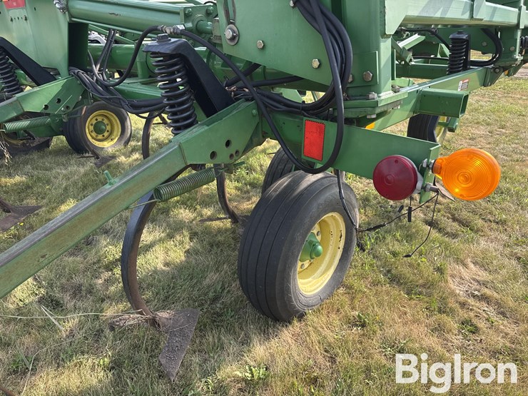 john-deere-1810-image-19