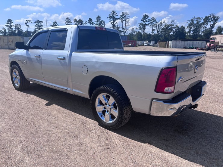 2019-dodge-1500-image-4