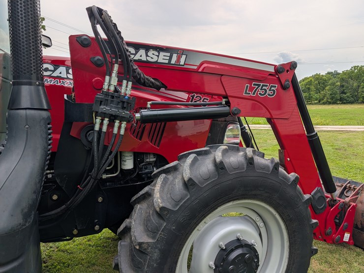 2014-case-ih-maxxum-125-image-57