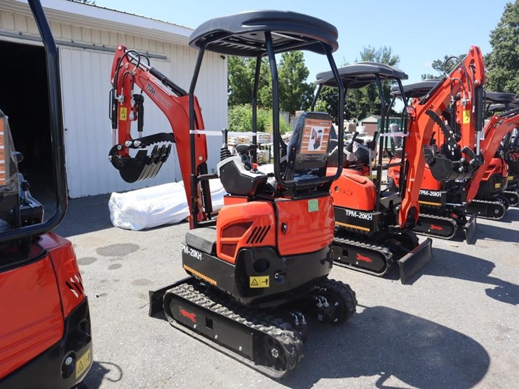 tpm-20kh-mini-excavator-image-7