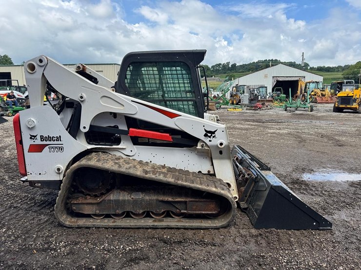 2020-bobcat-t770-image-7