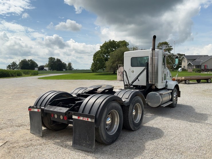 2008-kenworth-t800-image-6