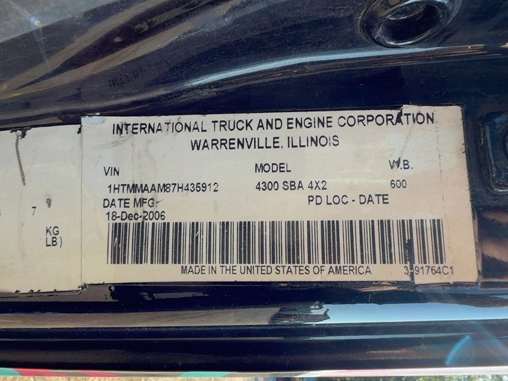 2007-international-durastar-4300-image-31