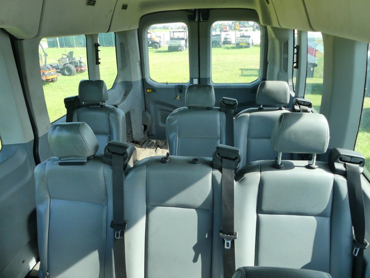 2017-ford-transit-image-7