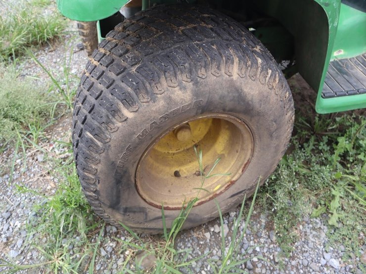 john-deere-18hp-riding-mower-image-9