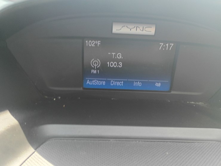 2017-ford-escape-image-37
