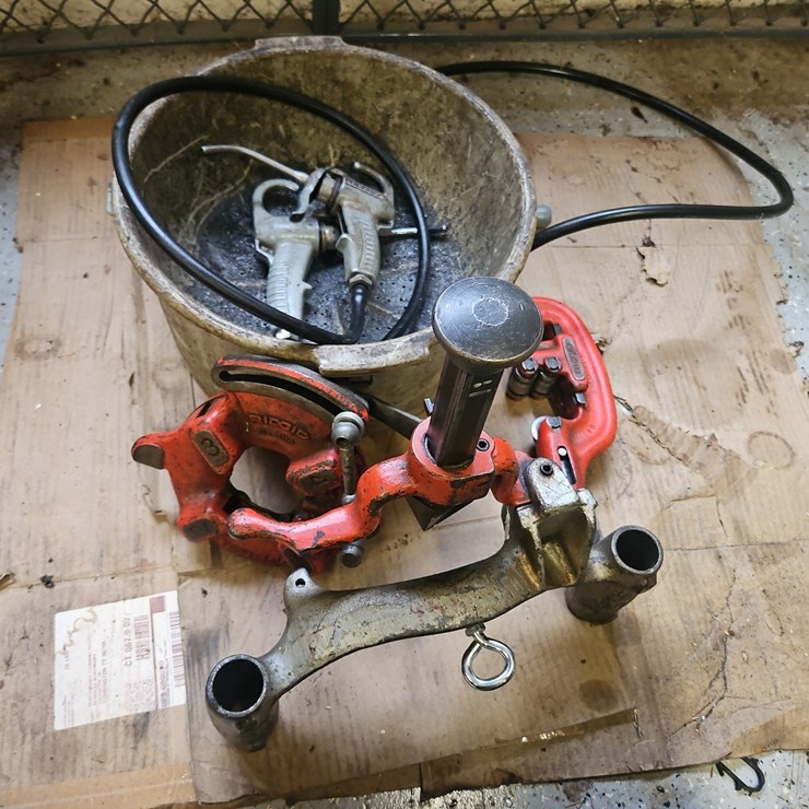 RIDGID PIPE THREADER ACCESSORIES