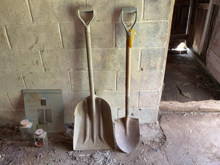 pair-of-shovels.-#278-image-5