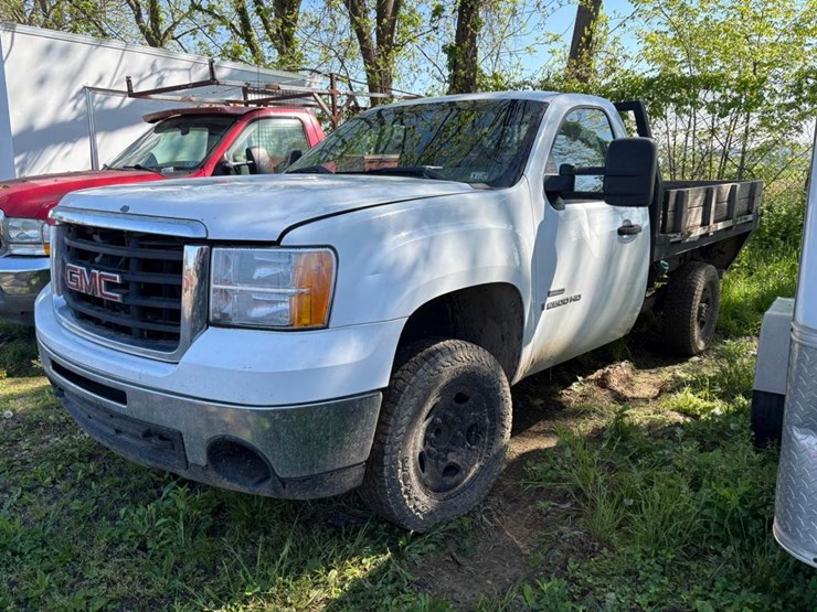 2008-gmc-2500-image-2