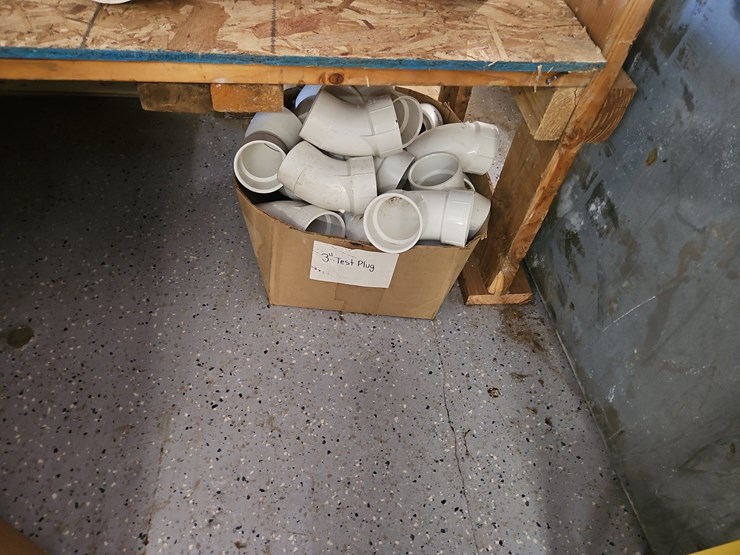 large-quantity-of-assorted-pvc-fittings-image-10