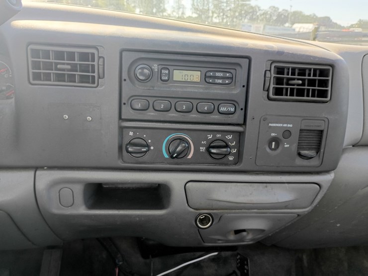 2002-ford-f450-image-37