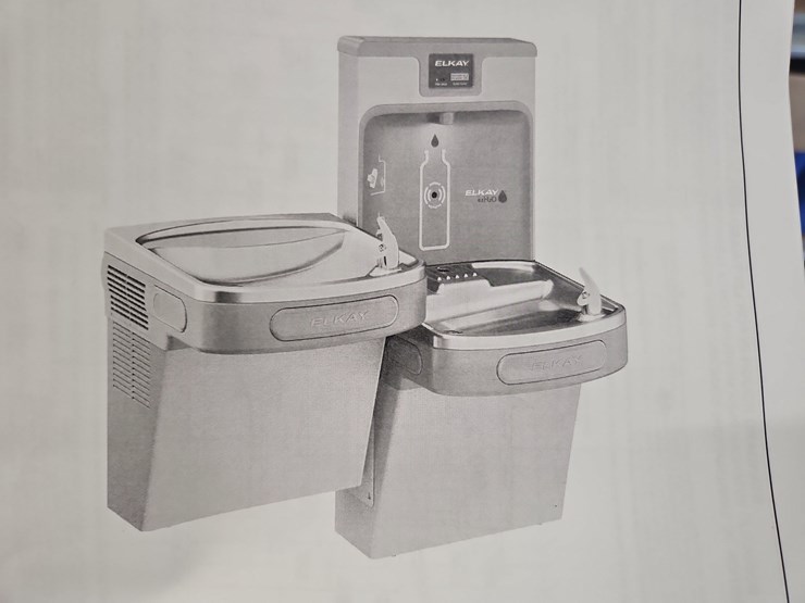 elkay-bottle-filling-station,-image-1