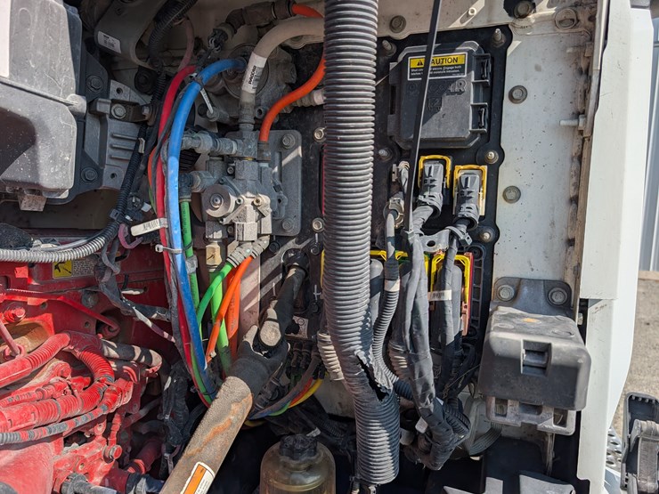 2018-kenworth-t680-image-102