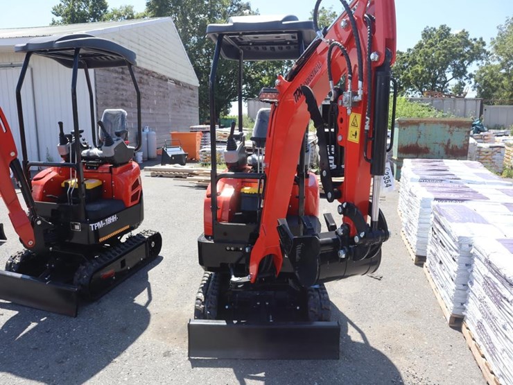 tpm-18hh-mini-excavator-image-3