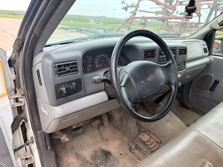 1999-ford-f250-xl-image-34