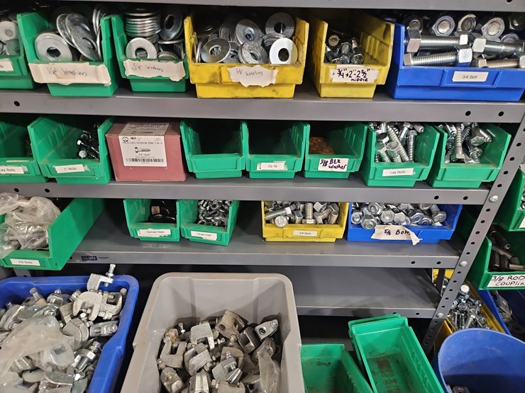 quantity-of-assorted-fasteners-image-9