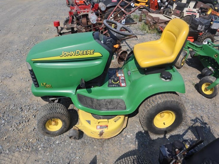 john-deere-lt160-image-5