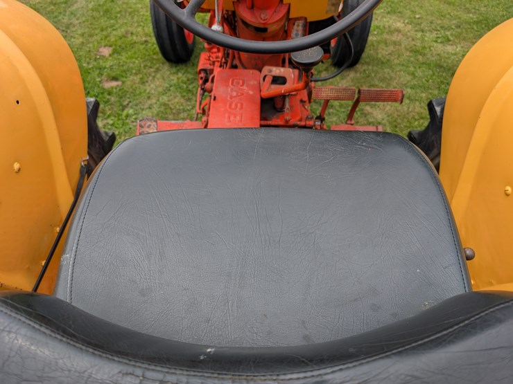 case-730-tractor-image-80