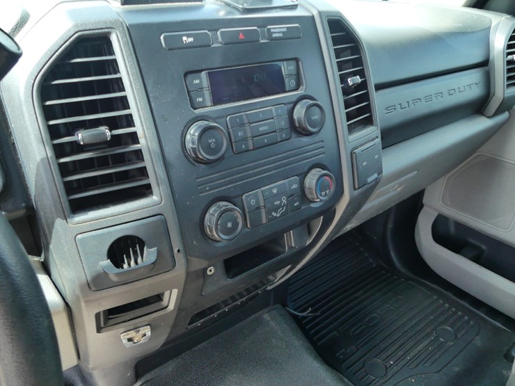 2019-ford-f350-image-14