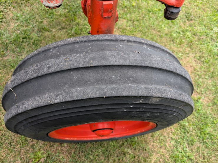 case-730-tractor-image-67