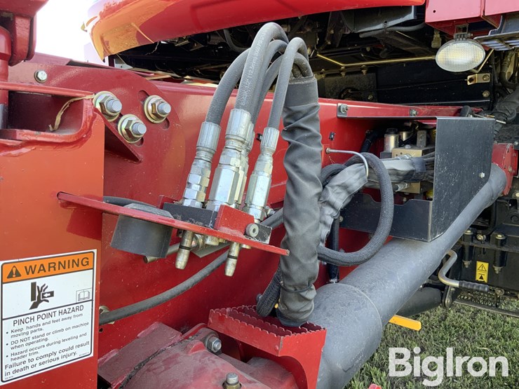 2011-case-ih-8120-image-16