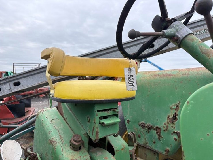 john-deere-4010-image-15