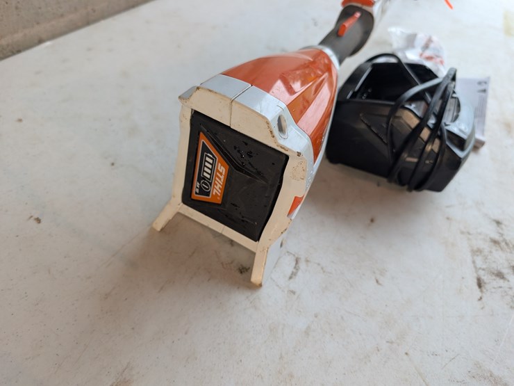 battery-powered-stihl-fsa57-weedeater-w/charger-&-two-batteries.-#256-image-9