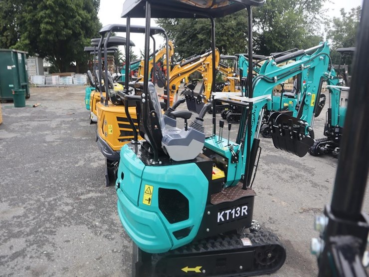 cfg-kt13r-mini-excavator-image-7