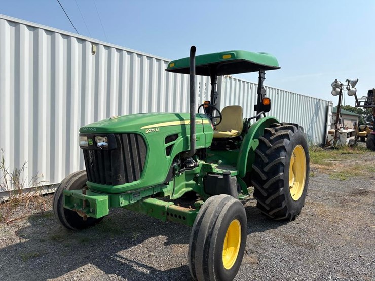 john-deere-5075m-image-3