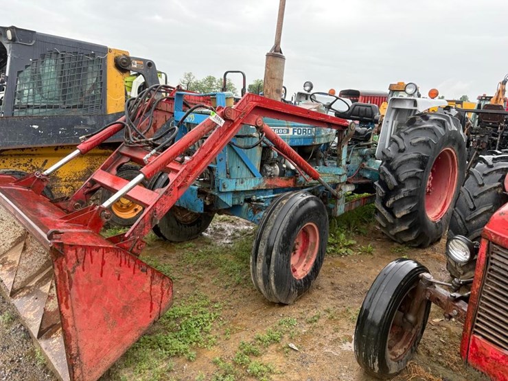 ford-4600-image-1