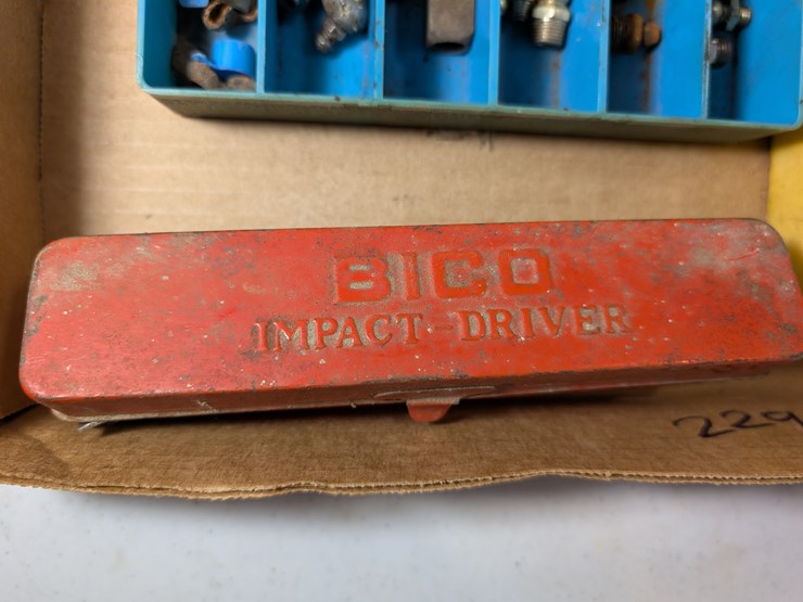 (2)-flats-of-misc.-hardware-&-drill-bits.-#229-image-7